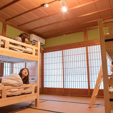 四国旅行のhub拠点 古民家ゲストハウス Heso Camp Miyoshi  Zewnętrze zdjęcie