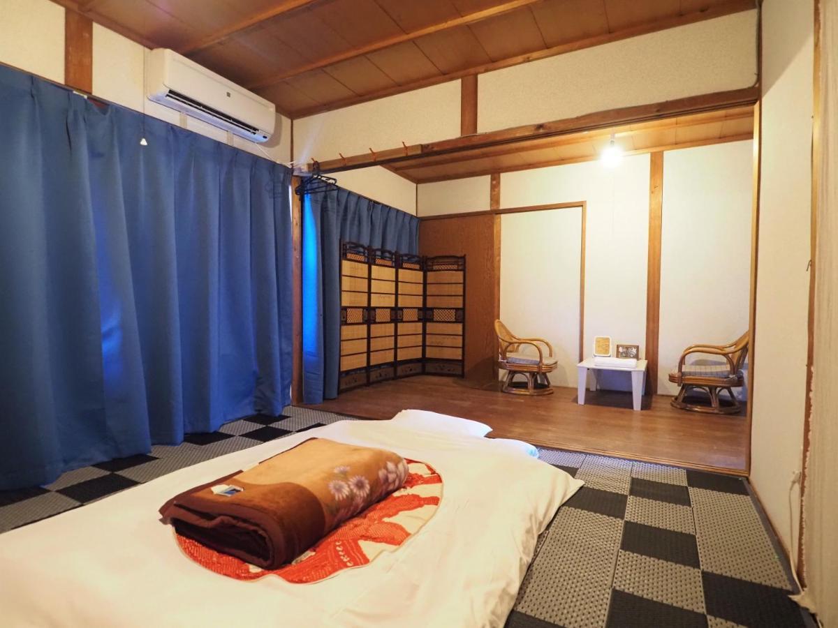 四国旅行のhub拠点 古民家ゲストハウス Heso Camp Miyoshi  Zewnętrze zdjęcie