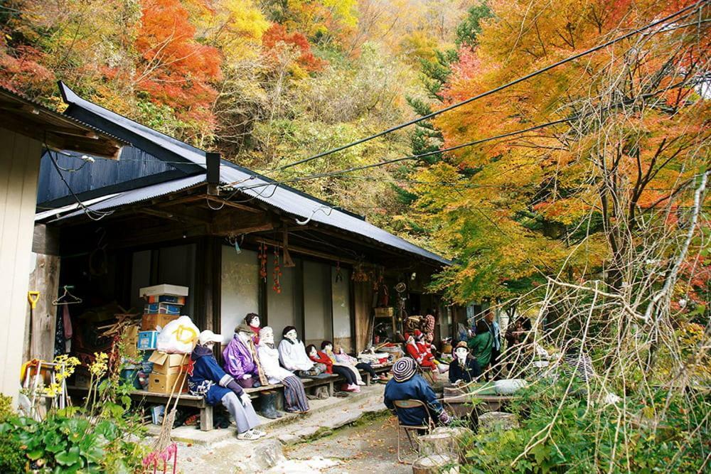 四国旅行のhub拠点 古民家ゲストハウス Heso Camp Miyoshi  Zewnętrze zdjęcie