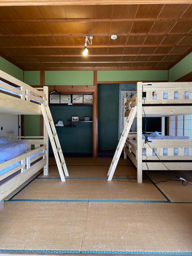 四国旅行のhub拠点 古民家ゲストハウス Heso Camp Miyoshi  Zewnętrze zdjęcie